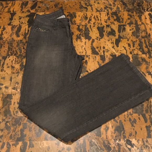 Cache jeans - Picture 1 of 6